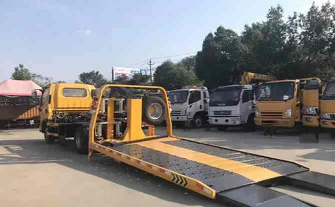 喀什地区汽车中途维修案例